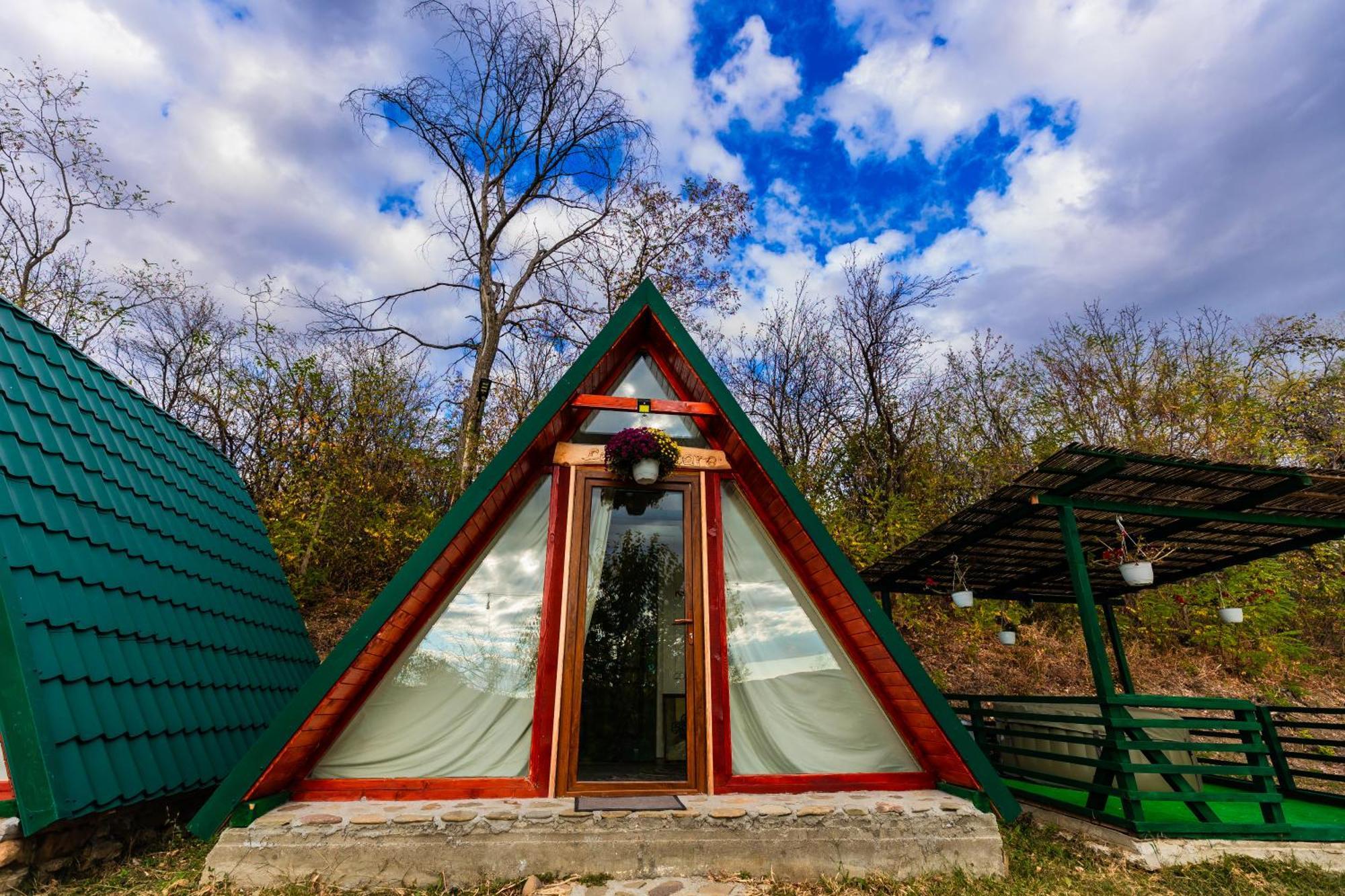 Catunu’ lui Emil Villa Carbunesti Exterior foto