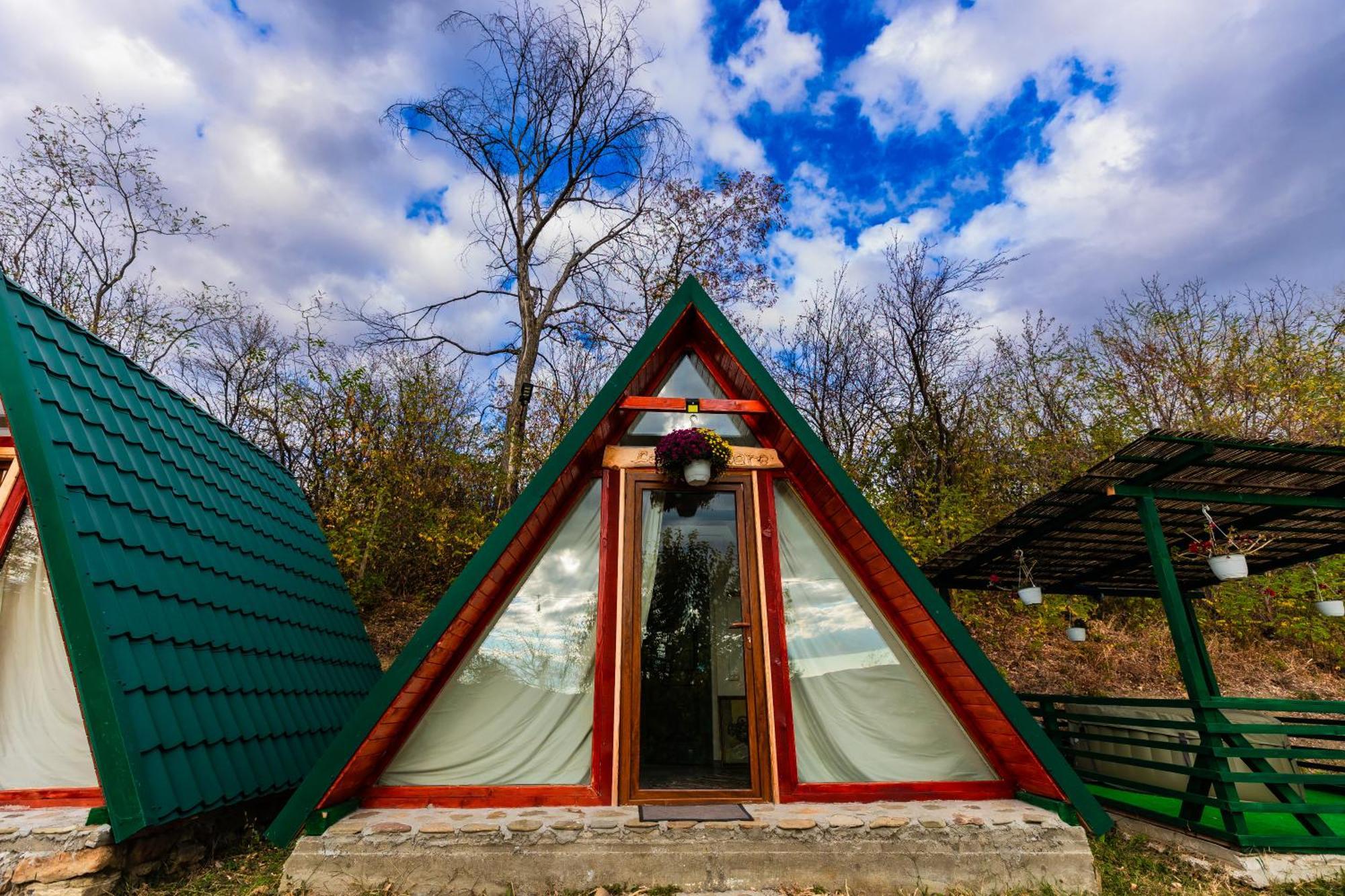Catunu’ lui Emil Villa Carbunesti Exterior foto