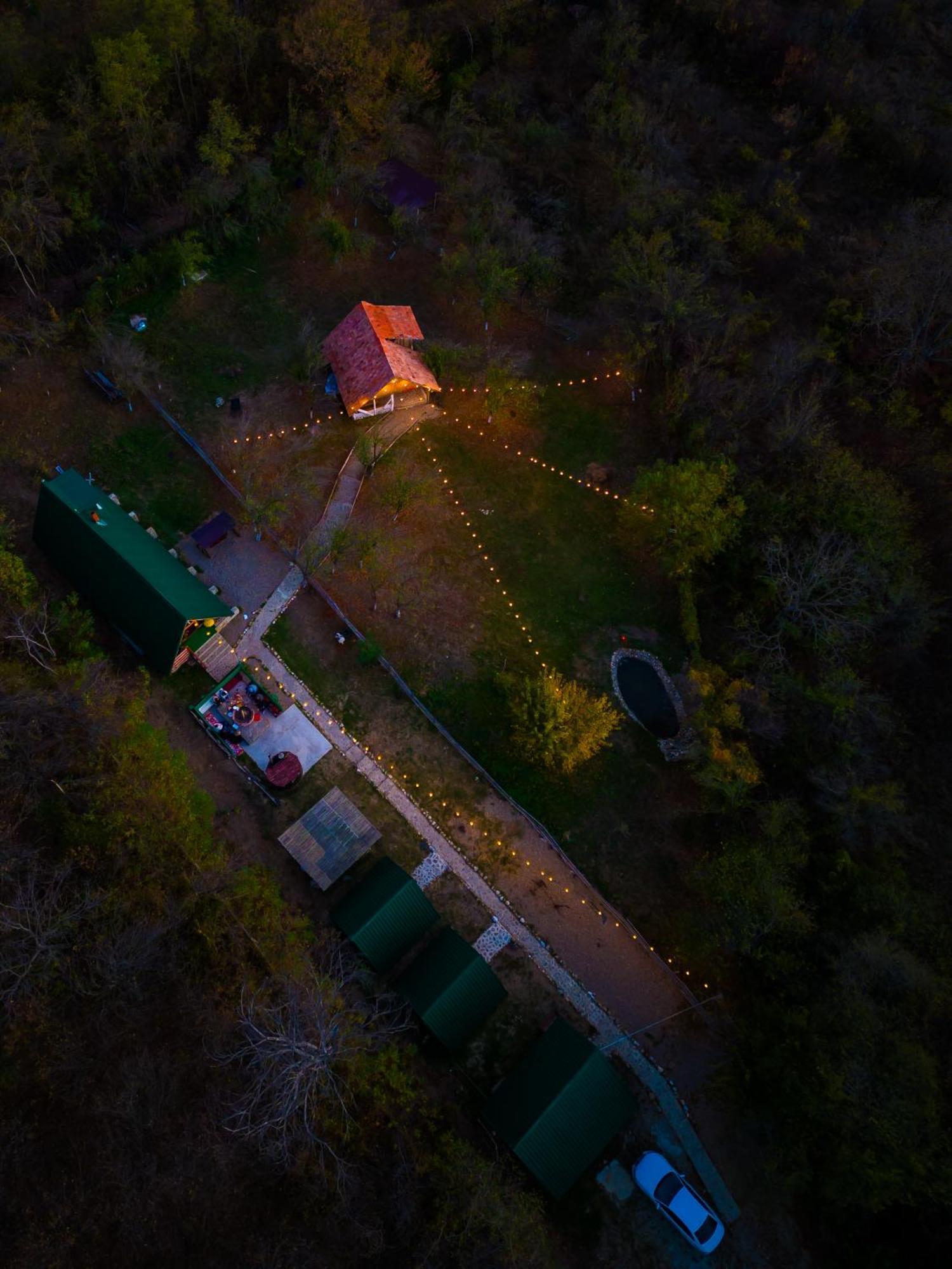 Catunu’ lui Emil Villa Carbunesti Exterior foto